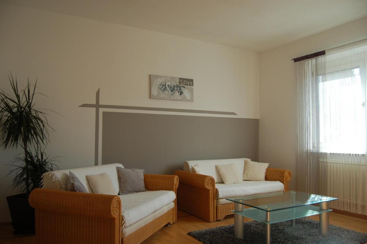 Sankt Andrä bei Frauenkirchen Ferienwohnung Maks Und Kris מראה חיצוני תמונה